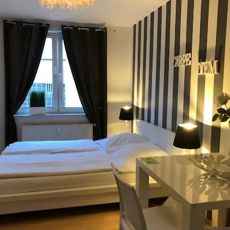 A-partment • - Schokoladenmuseum Apartment Cologne