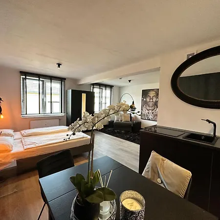 Lägenhet A-partment • - Schokoladenmuseum *