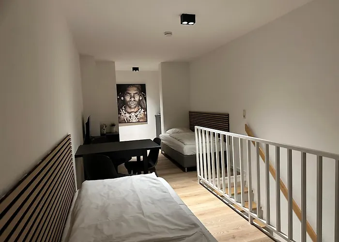 A-partment • - Schokoladenmuseum דירה *